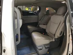 2021 Toyota Sienna 2.5L Hybrid Comfort, белый — фото 6