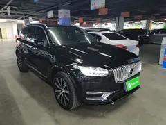 2022 Volvo XC90 B5 Luxury 7, чёрный — фото 4