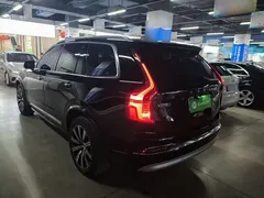 2022 Volvo XC90 B5 Luxury 7, чёрный — фото 5