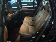 2022 Volvo XC90 B5 Luxury 7, чёрный — фото 17