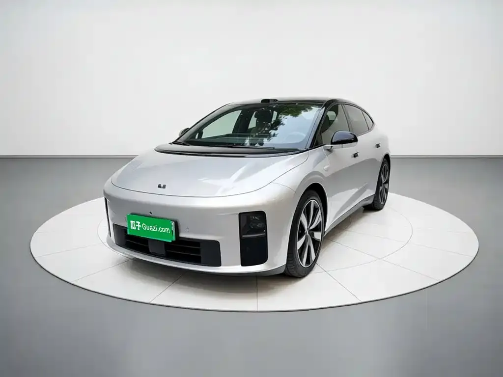 2025 Li Auto i6 4WD Standard