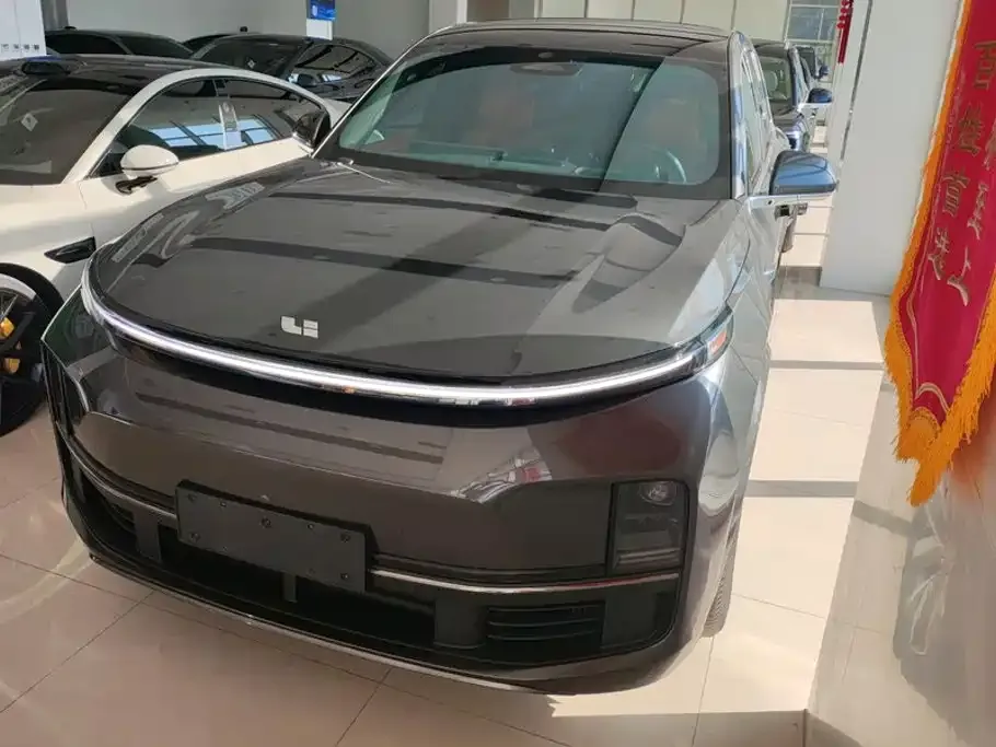 2023 Li Auto L8