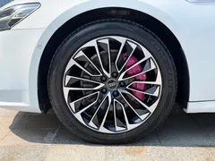 2022 Audi A7L 45 TFSI quattro S-line, белый — фото 5