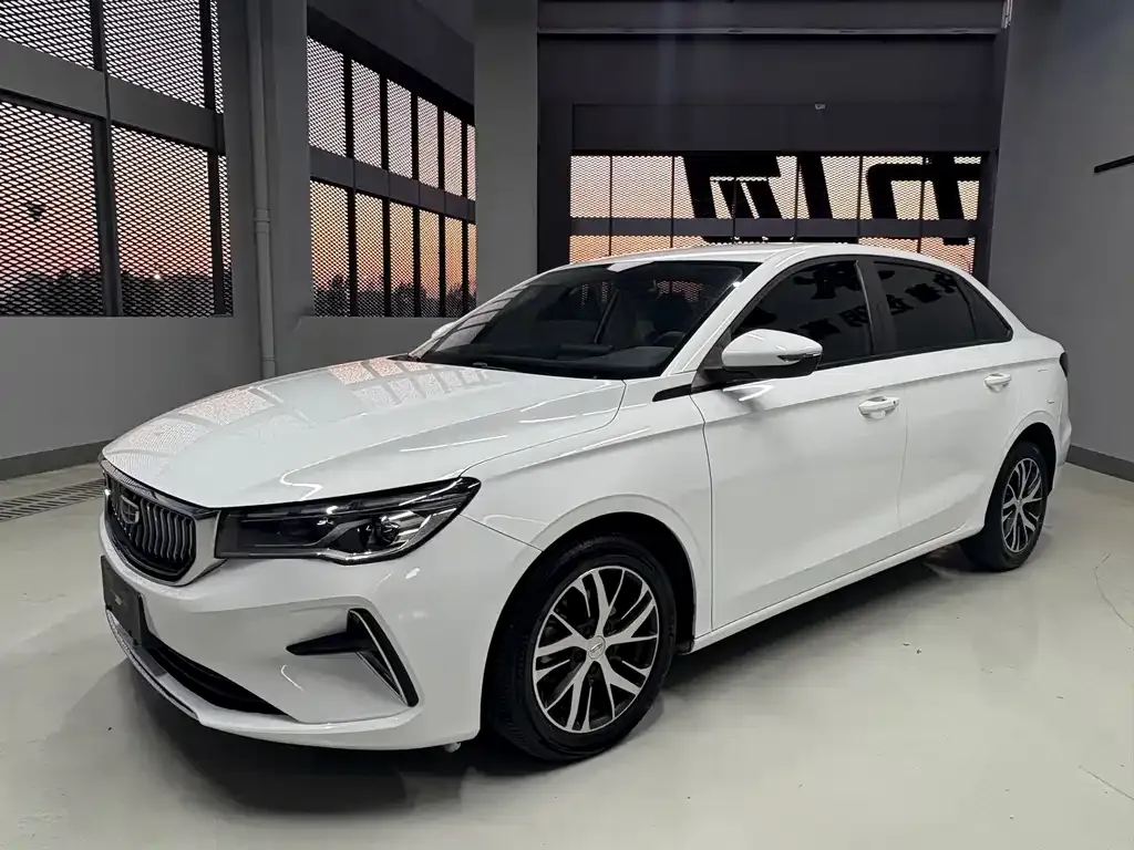 2022 Geely Emgrand 4th Gen 1.5L CVT Luxury