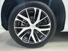 2022 Geely Emgrand 4th Gen 1.5L CVT Luxury, белый — фото 11