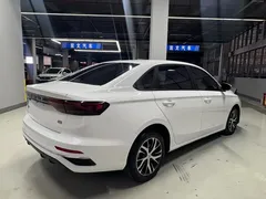 2022 Geely Emgrand 4th Gen 1.5L CVT Luxury, белый — фото 16
