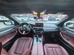 2022 BMW 5 Series 530Li M Sport Package, белый — фото 5