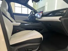 2025 BYD Seal 06 DM-i PHEV 120KM Smart Driving Premium, белый — фото 13