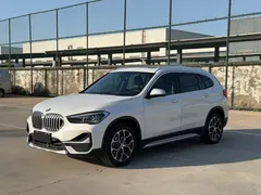 2022 BMW X1, белый — фото 1