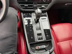 2022 Porsche Macan 2.0T, синий — фото 19