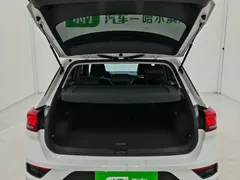 2022 Volkswagen T-Roc 280TSI DSG 2WD Comfort Plus, белый — фото 13
