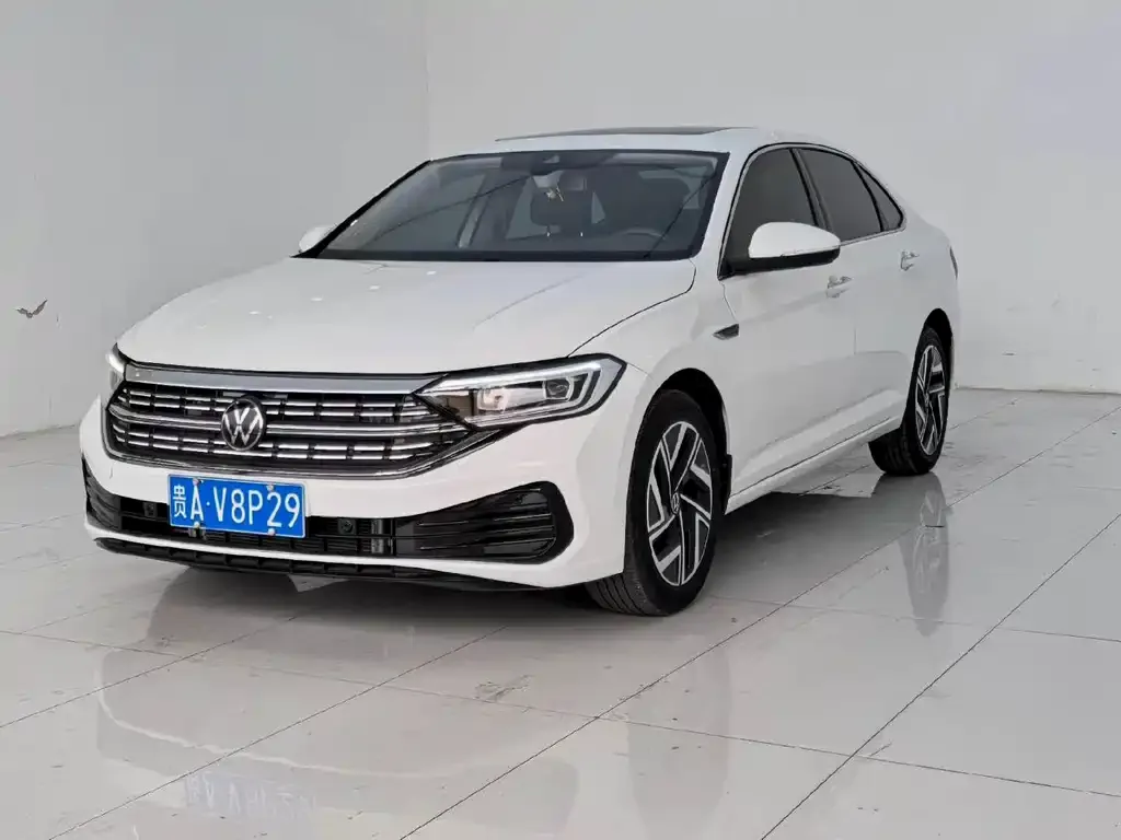2023 Volkswagen Sagitar 300TSI DSG