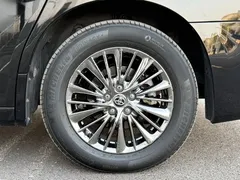 2021 Toyota Alphard Hybrid 2.5L Premium, чёрный — фото 9
