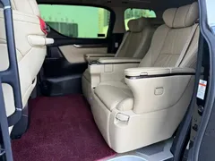2021 Toyota Alphard Hybrid 2.5L Premium, чёрный — фото 19