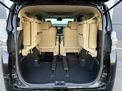 2021 Toyota Alphard Hybrid 2.5L Premium, чёрный — фото 23
