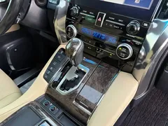 2021 Toyota Alphard Hybrid 2.5L Premium, чёрный — фото 36