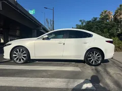 2021 Mazda 3 2.0L AT, белый — фото 8