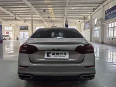 2021 Geely Emgrand UP 1.5L CVT Luxury — фото 5