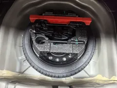 2021 Geely Emgrand UP 1.5L CVT Luxury — фото 18