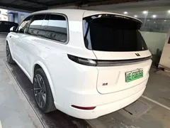 2025 Li Auto L9 Smart Refresh, белый — фото 4