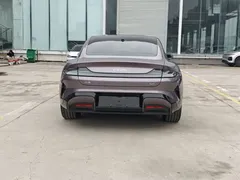 2026 Xiaomi SU7 RWD Standard — фото 8