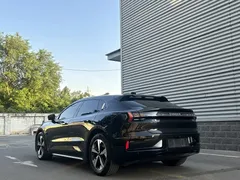 2022 Zeekr 001 Long Range Dual Motor WE EV, чёрный — фото 3