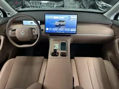 2027 Leapmotor C10 660 Smart Premium — фото 13