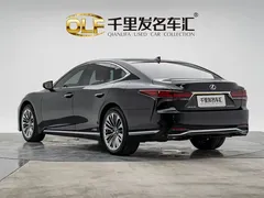 2021 Lexus LS 500h Excellence, чёрный — фото 6