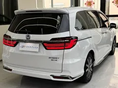 2022 Honda Odyssey 2.0L e:HEV Rui, белый — фото 9
