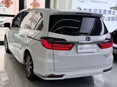 2022 Honda Odyssey 2.0L e:HEV Rui, белый — фото 11