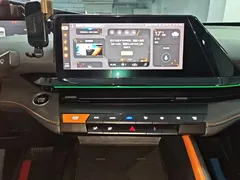 2022 Changan UNI-V 1.5T Premium — фото 13