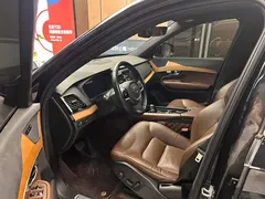 2021 Volvo XC90 7-seat, чёрный — фото 7