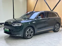2026 Aito M7 EREV Ultra 4WD 5-seat 192-line Lidar, зелёный — фото 1