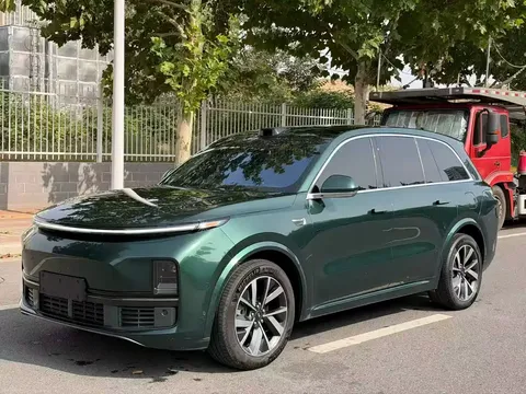 2023 Li Auto L8