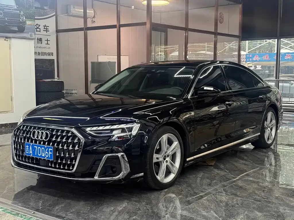 2023 Audi A8L 50 TFSI quattro Select