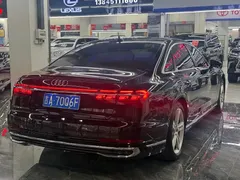 2023 Audi A8L 50 TFSI quattro Select, чёрный — фото 4