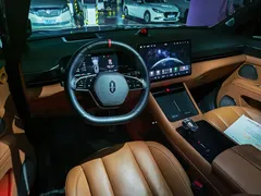 2024 Aito M7 1.5T RWD Smart Driving Ultra 6-seat, чёрный — фото 8
