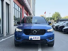 2021 Volvo XC40 4WD Sport, синий — фото 4