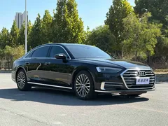 2022 Audi A8L 50 TFSI quattro Comfort Collector's Edition, чёрный — фото 3