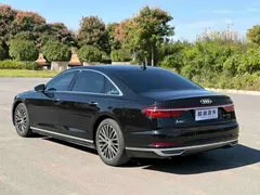 2022 Audi A8L 50 TFSI quattro Comfort Collector's Edition, чёрный — фото 15