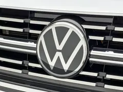 2023 Volkswagen Sagitar 300TSI DSG, белый — фото 25