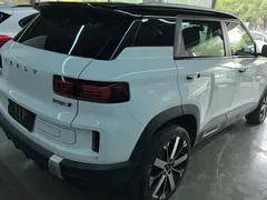 2023 Geely ICON 1.5TD, белый — фото 3