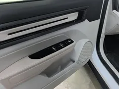 2023 Geely ICON 1.5TD, белый — фото 7