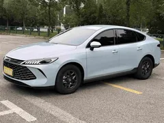 2025 BYD Qin PLUS DM-i PHEV Smart Driving 55km Leading — фото 2