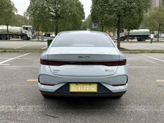 2025 BYD Qin PLUS DM-i PHEV Smart Driving 55km Leading — фото 6