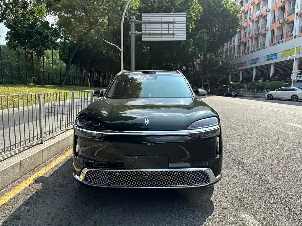 2026 Aito M9 EREV Ultra 6-seat