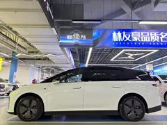 2025 Li Auto i8 Standard, белый — фото 7