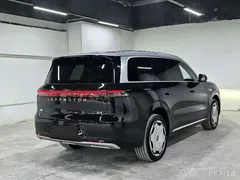 2026 Leapmotor D19 EV 720 Premium 6-Seater, чёрный — фото 10