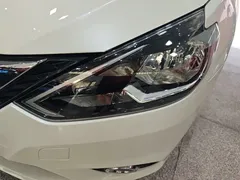 2021 Nissan Sylphy Classic 1.6L XL CVT Luxury, белый — фото 24