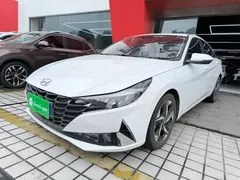 2021 Hyundai Elantra 1.5L CVT LUX Premium, белый — фото 1